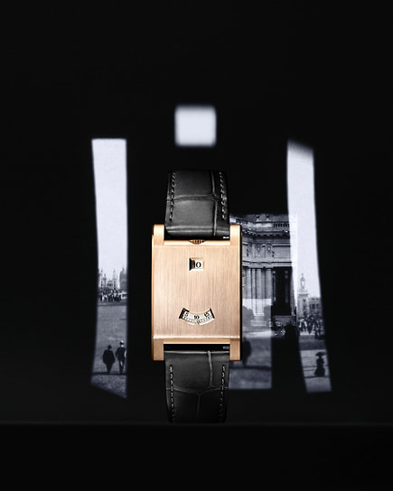 Cartier Priv&amp;eacute; Tank &amp;agrave; Guichets