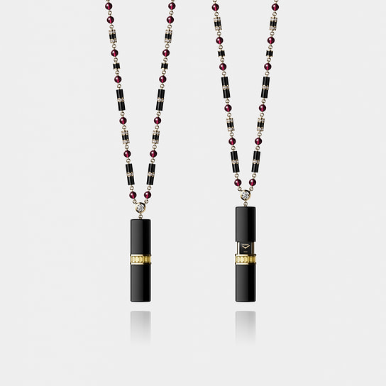 Chanel Kiss Me