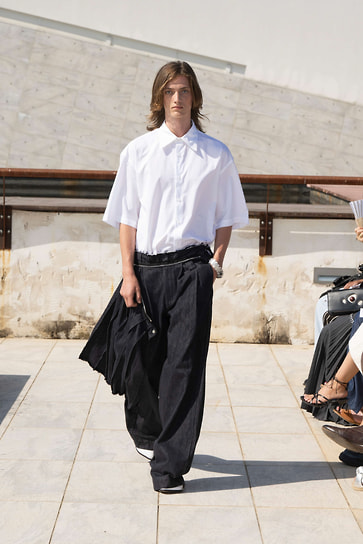 Niccol&amp;ograve; Pasqualetti на Pitti Uomo 108 с коллекцией SS 2026