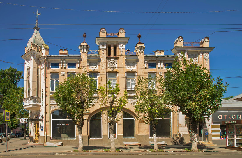 Доходный дом в центре Саратова, возведенный по заказу купца Федора Сатова в 1870-х