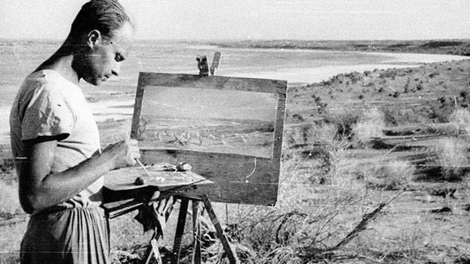 Игорь Савицкий в пустыне Кызылкум, 1950-е