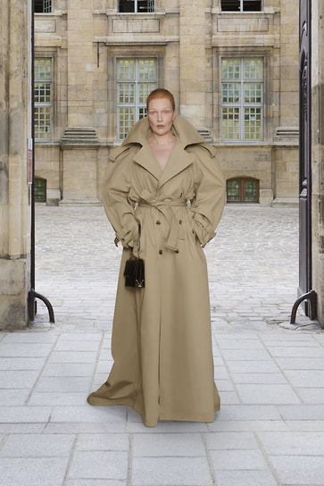 Balenciaga Haute Couture FW 2025